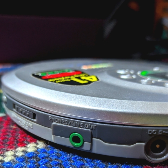 Vintage Aiwa CD/R RW Compact Disc Player | XP-V731 | Tested | Good Condition - Picture 2 of 7